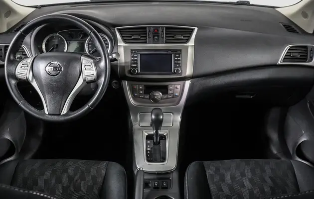 Nissan Tiida, фото №11
