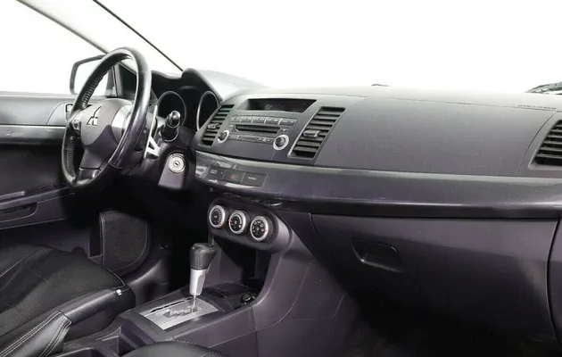 Mitsubishi Lancer X, фото №6