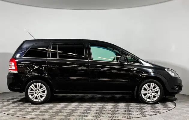 Opel Zafira, фото №4