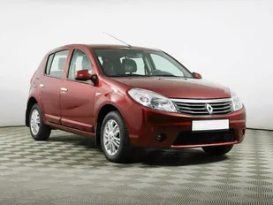 Renault SANDERO