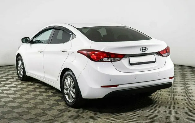 Hyundai Elantra 1.8 Автомат, фото №4