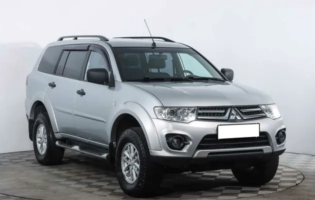 Mitsubishi pajero sport мкпп 2013 с пробегом 92 003 км, фото №3