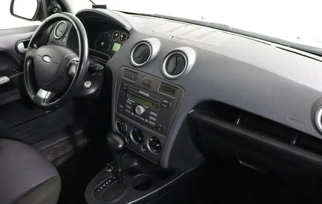 Ford Fusion I Рестайлинг, фото №9
