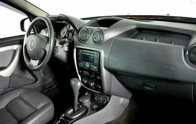 Renault Duster 2.0 Автомат, фото №5