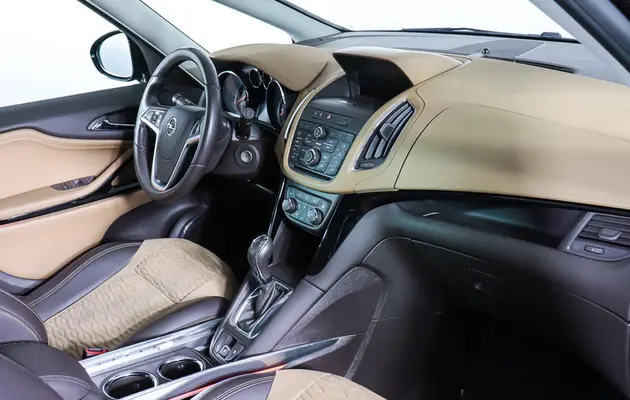 Opel Zafira, фото №10