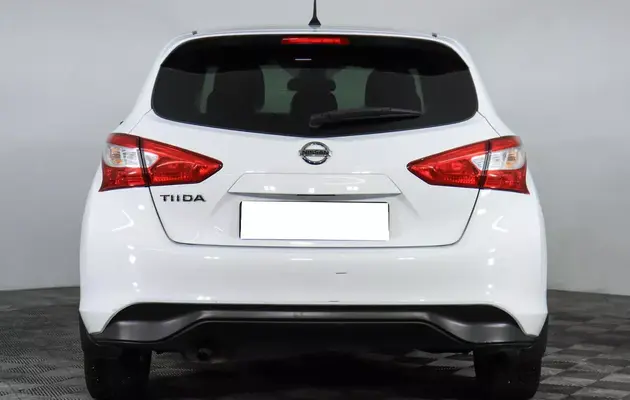 Nissan Tiida, фото №6