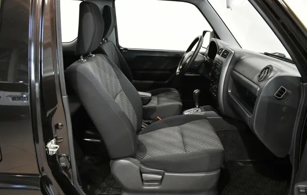 Suzuki Jimny III Рестайлинг 2, фото №5