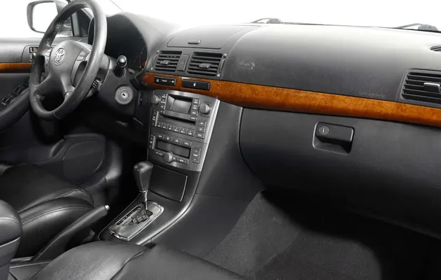 Toyota Avensis, фото №6