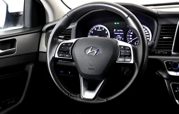 Hyundai Sonata, фото №13