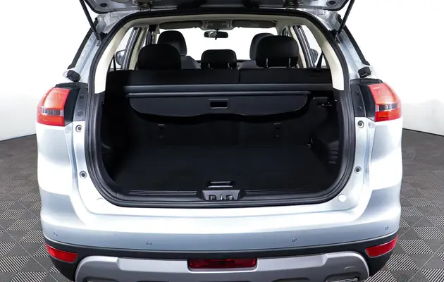 Geely Atlas, фото №10