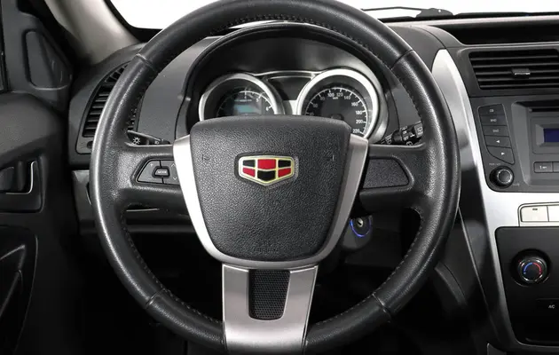 Geely Emgrand X7, фото №9