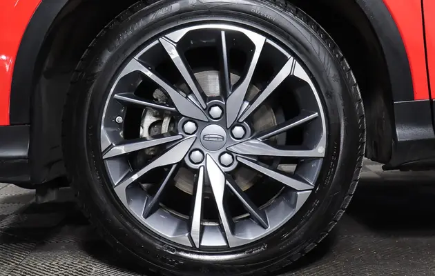 Geely Coolray, фото №24
