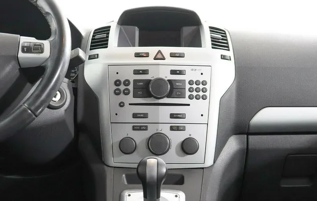 Opel Zafira B Рестайлинг, фото №5