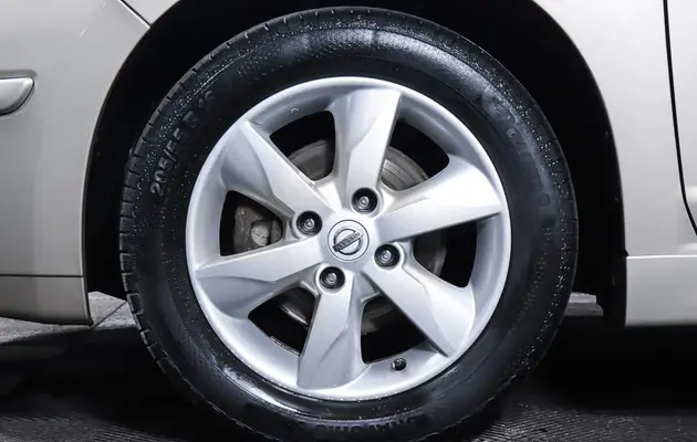 Nissan Tiida, фото №23