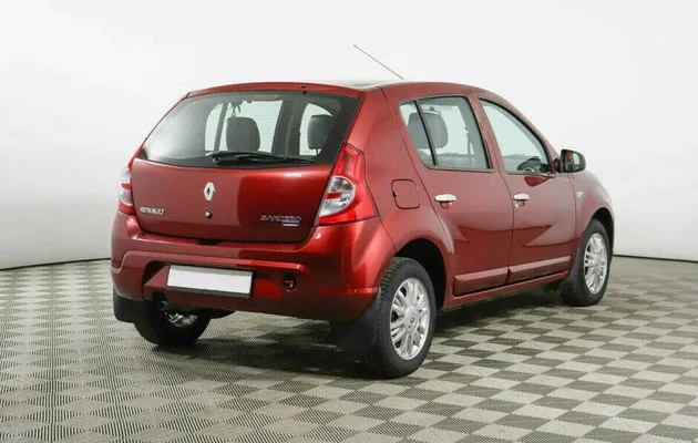 Renault Sandero 1.6 Автомат, фото №3