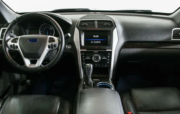 Ford Explorer, фото №10