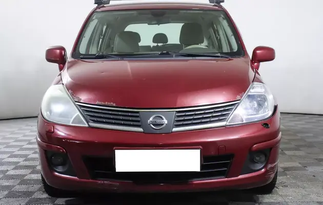 Nissan Tiida, фото №2
