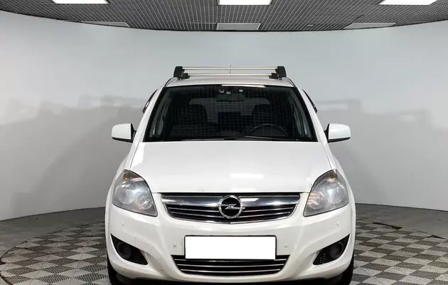 Opel Zafira, фото №2