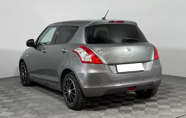 Suzuki Swift, фото №7