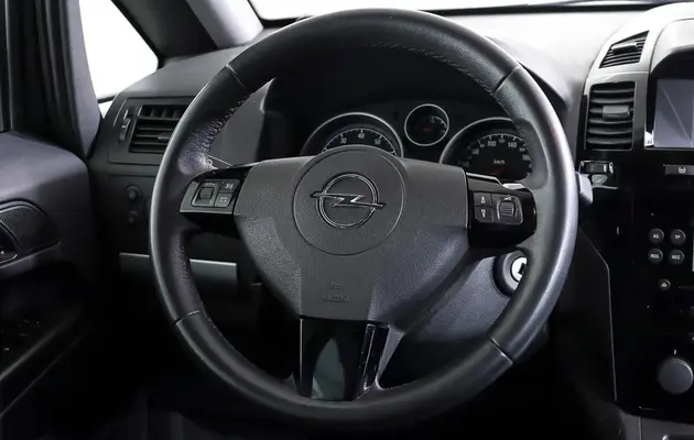 Opel Zafira, фото №17