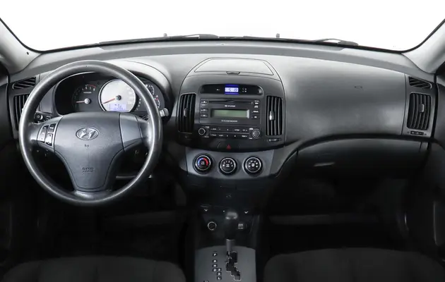 Hyundai Elantra, фото №11