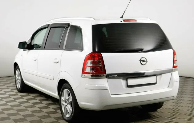 Opel Zafira B Рестайлинг, фото №3