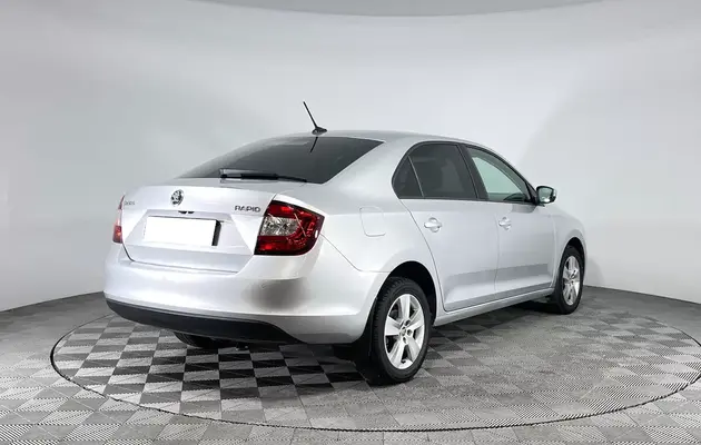 Skoda Rapid, фото №5