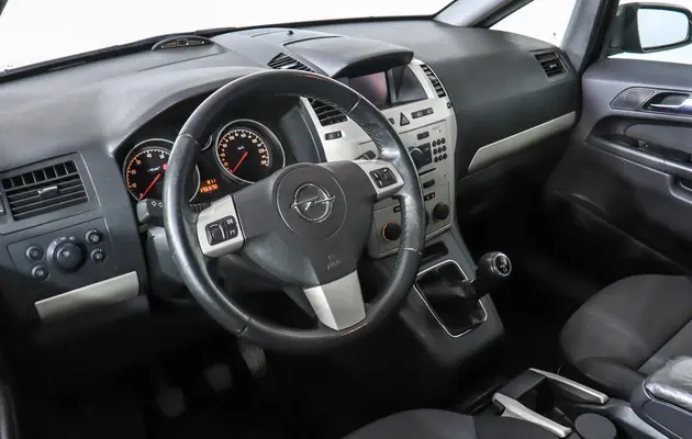 Opel Zafira, фото №9