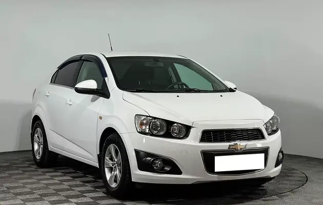 Chevrolet Aveo, фото №3