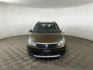 Renault SANDERO