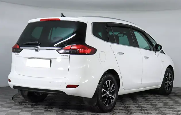 Opel Zafira, фото №5