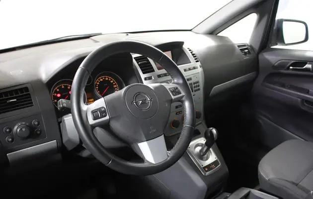 Opel Zafira, фото №14