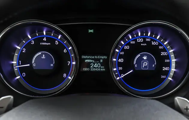 Hyundai Sonata, фото №13