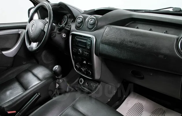 Renault Duster, 1 поколение, фото №11