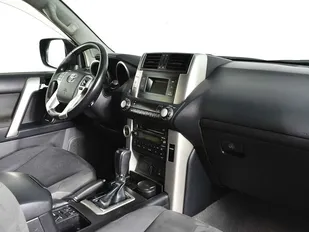 Toyota LAND_CRUISER_PRADO