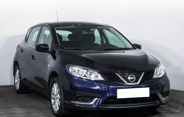 Nissan Tiida, фото №3