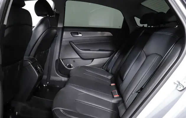 Hyundai Sonata, фото №12