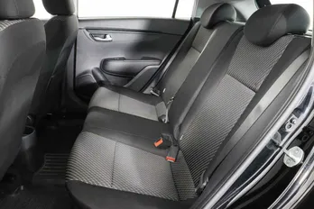 Kia Rio X (X-Line)