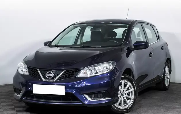 Nissan Tiida, фото №1