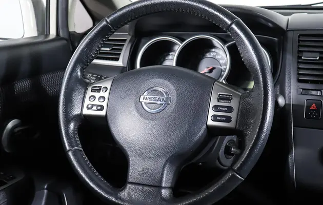 Nissan Tiida, фото №17