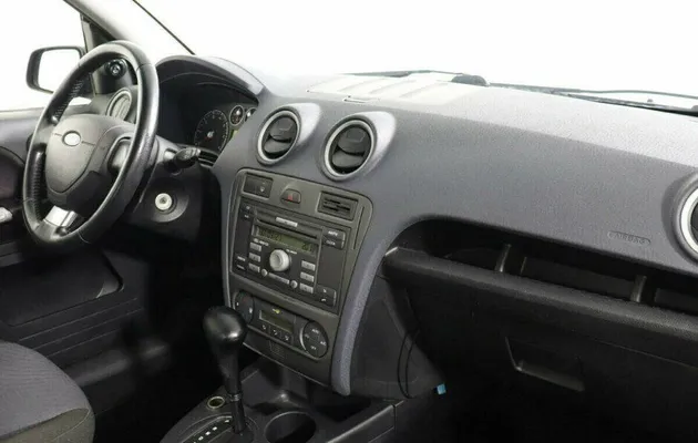 Ford Fusion 1.6 Автомат, фото №8