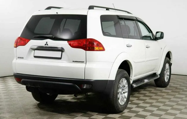 Mitsubishi Pajero Sport 3.0 Автомат, фото №4