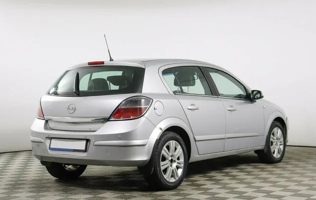 Opel Astra H Рестайлинг, фото №3