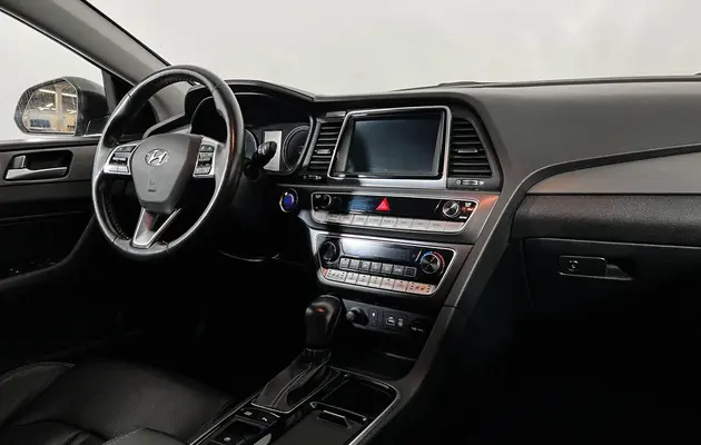 Hyundai Sonata, фото №9
