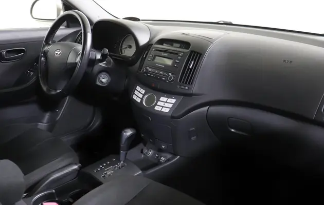 Hyundai Elantra, фото №9
