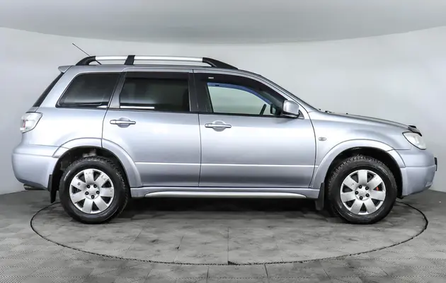 Mitsubishi Outlander, фото №4