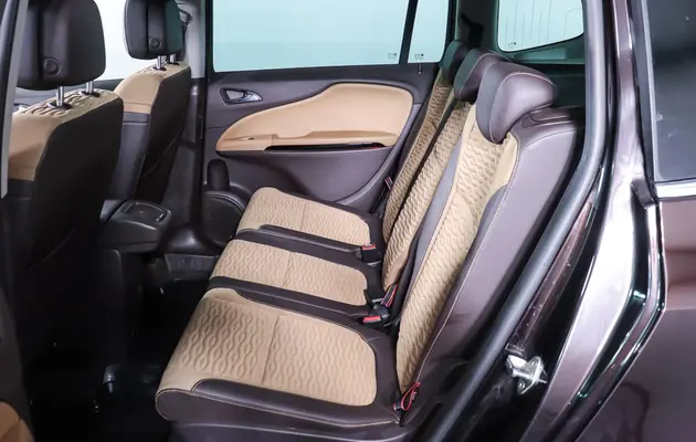 Opel Zafira, фото №11