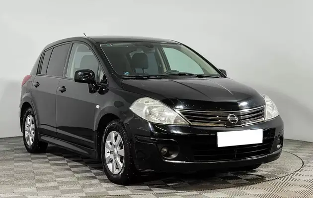 Nissan Tiida, фото №3
