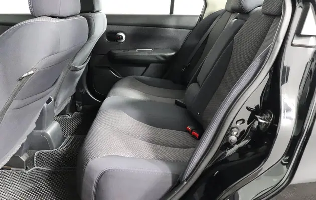 Nissan Tiida, фото №10