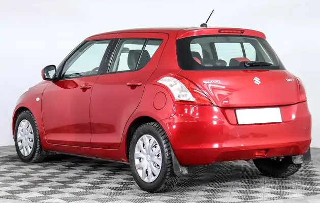 Suzuki Swift, фото №7